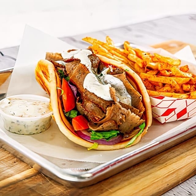 PITA SANDWICH + SIDE COMBO.